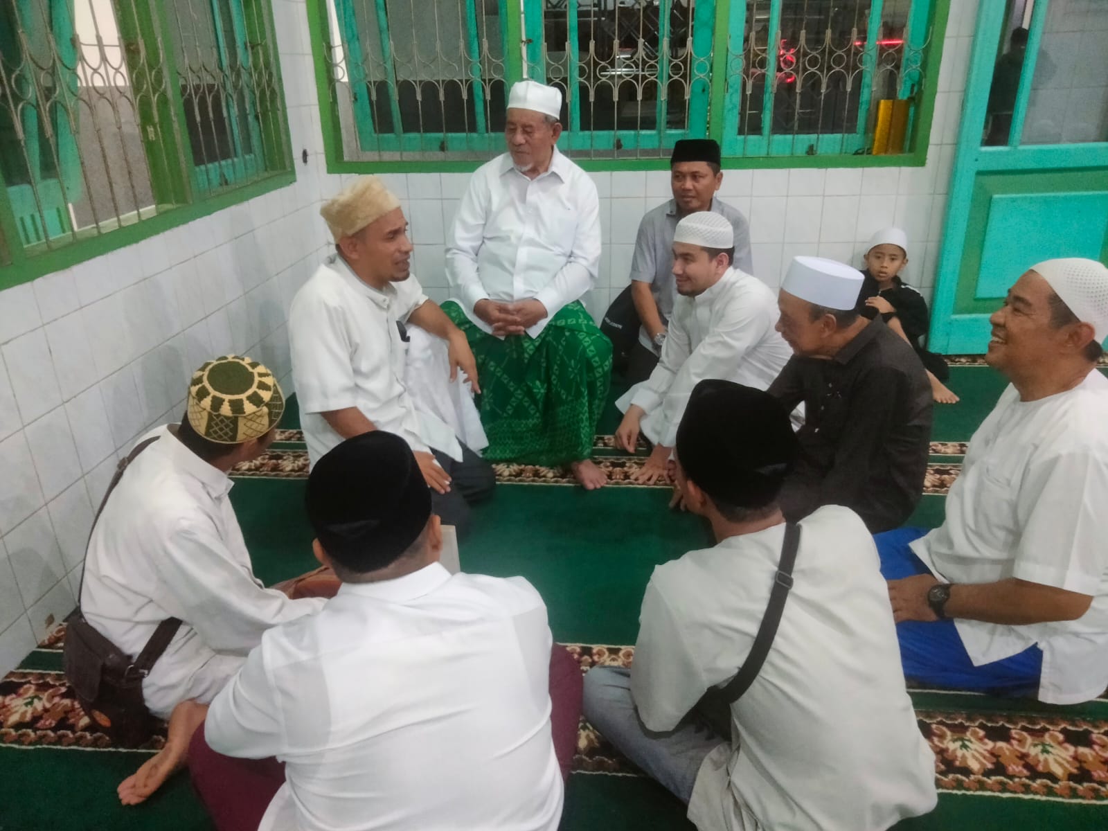 Ustad Gani Kasuba Gubernur Malut Telah Tiba Di Palu Untuk Hadiri Haul